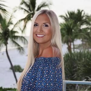 Meet your Posher, Alyssa